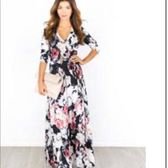 Vici Dresses & Skirts - Vici maxi dress